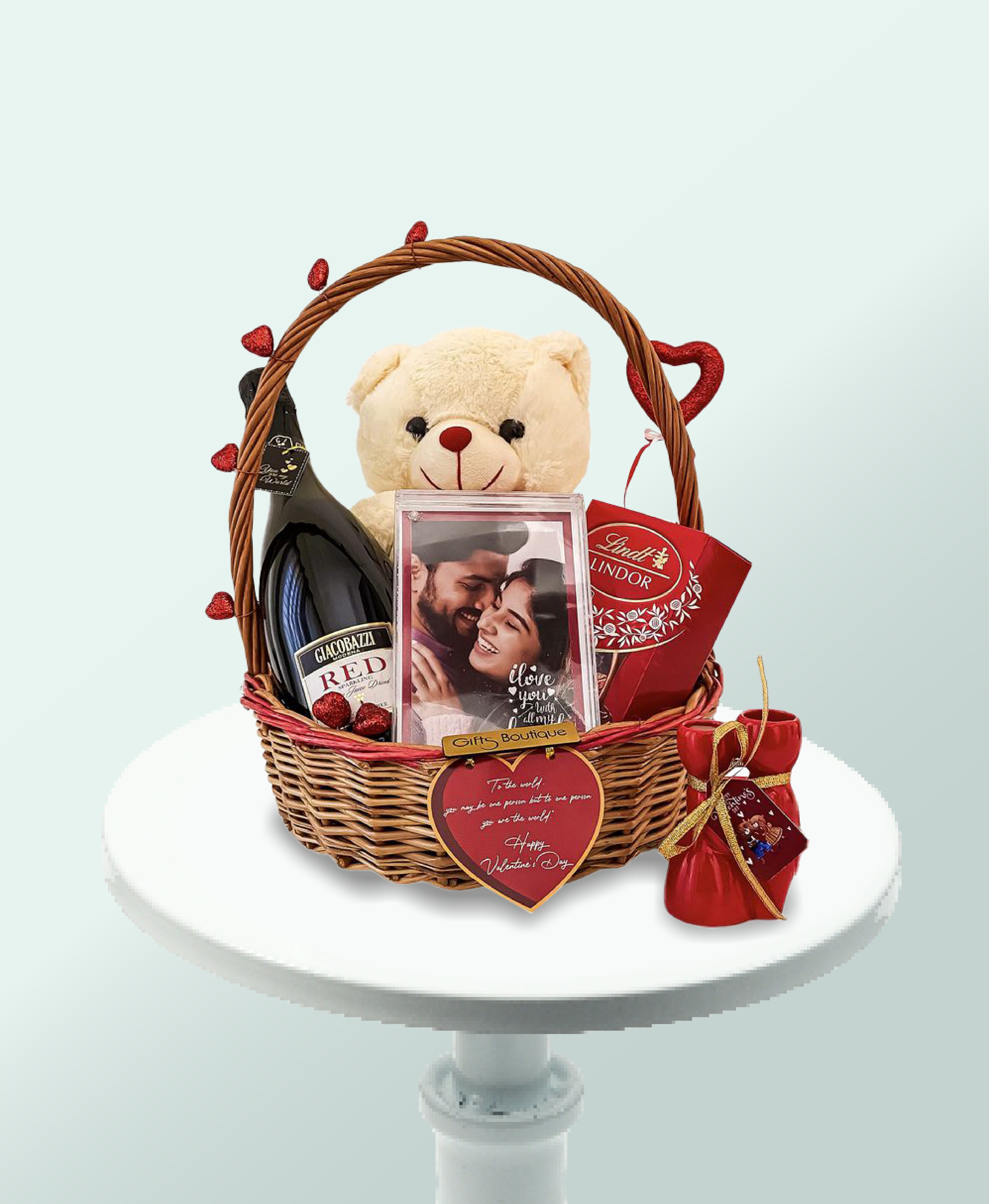Romantic Valentine’s Day Gift Basket